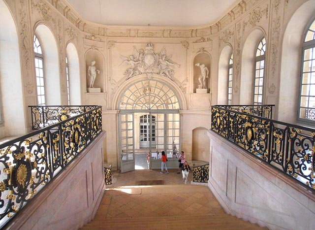 Palais des Ducs et des États de Bourgogne  - Rue des Forges